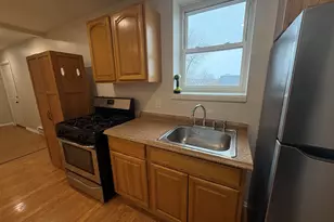 568 Newfield Ave, Bridgeport, CT 06607 - Photo 7