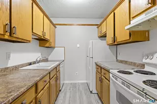 16 Townley St, Hartford, CT 06105 - Photo 15