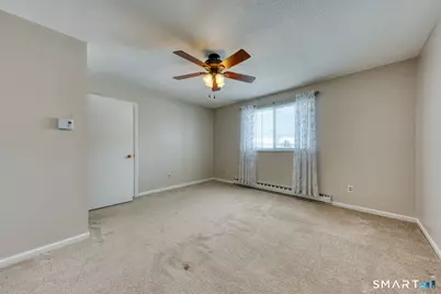 565 Clark Avenue #APT 13, Bristol, CT 06010 - Photo 15