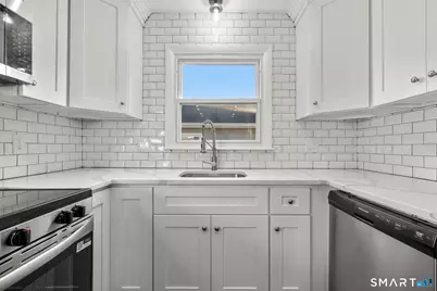 99 Roosevelt Avenue, West Haven, CT 06516 - Photo 7