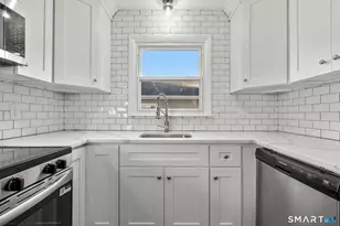 99 Roosevelt Ave, West Haven, CT 06516 - Photo 7