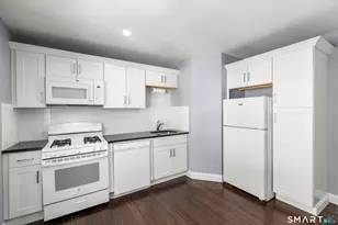 93 Oxford St, Bridgeport, CT 06606 - Photo 11