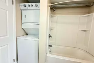 38 Starr Ave, Danbury, CT 06811 - Photo 7