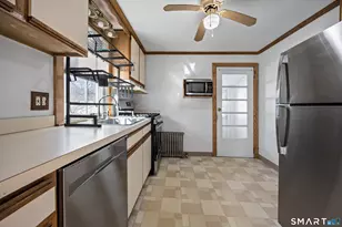 29 Roosevelt Ave, Litchfield, CT 06750 - Photo 11