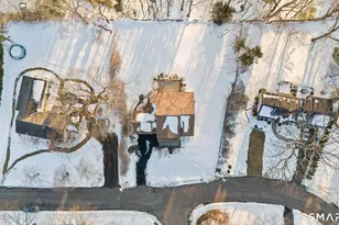 204 Glen Ridge Rd, Fairfield, CT 06825 - Photo 9