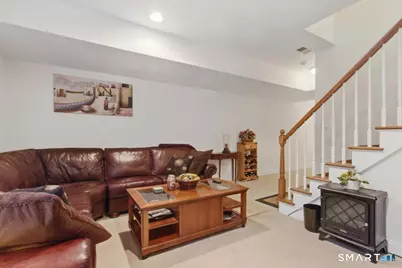 21 Crestview Lane #21, Danbury, CT 06810 - Photo 5