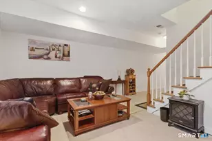 21 Crestview Ln, Danbury, CT 06810 - Photo 5