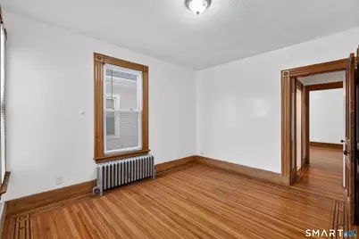 381 Edgewood Avenue, New Haven, CT 06511 - Photo 15