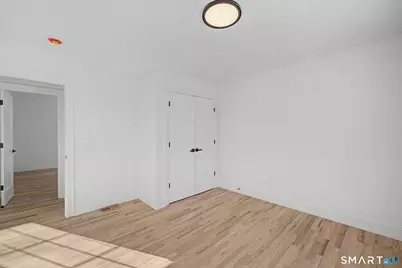 18 Oakhill Avenue, Norwalk, CT 06854 - Photo 29