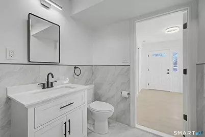 18 Oakhill Avenue, Norwalk, CT 06854 - Photo 9