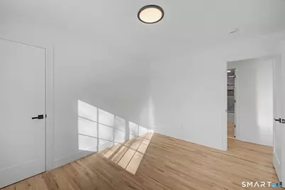 18 Oakhill Avenue, Norwalk, CT 06854 - Photo 27