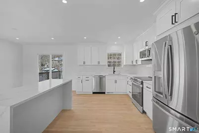 18 Oakhill Avenue, Norwalk, CT 06854 - Photo 15