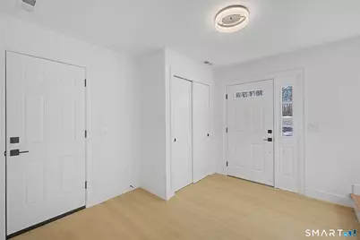 18 Oakhill Avenue, Norwalk, CT 06854 - Photo 7