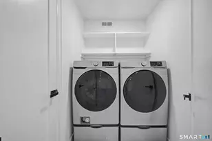 18 Oakhill Ave, Norwalk, CT 06854 - Photo 11