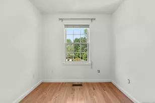 322 Greenfield St, Fairfield, CT 06825 - Photo 29