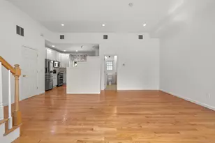 322 Greenfield St, Fairfield, CT 06825 - Photo 11