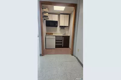 289 White Street #4, Danbury, CT 06810 - Photo 5