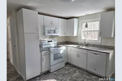 86 Clinton Street, Glastonbury, CT 06033 - Photo 5