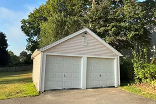 35 West St, Cromwell, CT 06416 - Photo 29