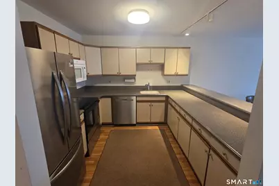 136 Deer Hill Avenue #308, Danbury, CT 06810 - Photo 3