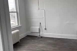 86 Pequonnock St, Bridgeport, CT 06604 - Photo 3