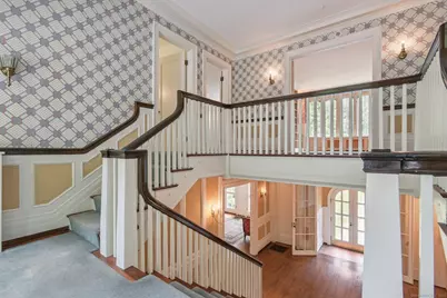 1056 Whitney Avenue, Hamden, CT 06517 - Photo 21