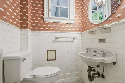 1056 Whitney Avenue, Hamden, CT 06517 - Photo 19