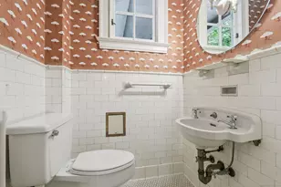 1056 Whitney Ave, Hamden, CT 06517 - Photo 19