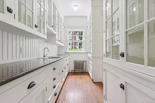 1056 Whitney Ave, Hamden, CT 06517 - Photo 13