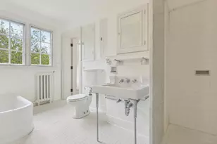 1056 Whitney Ave, Hamden, CT 06517 - Photo 31