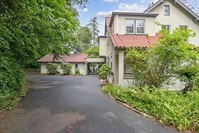 1056 Whitney Avenue, Hamden, CT 06517 - Photo 37