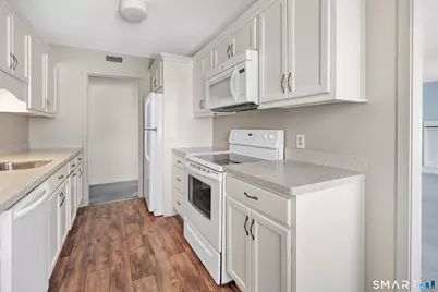 289 Heritage Village #C, Southbury, CT 06488 - Photo 9