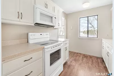 289 Heritage Village #C, Southbury, CT 06488 - Photo 7