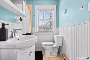 6475 Main St, Trumbull, CT 06611 - Photo 31