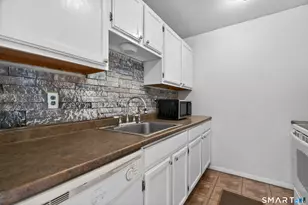 95 Wauwinet Trail, Guilford, CT 06437 - Photo 13