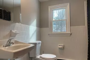 7 Meadow Dr, Ledyard, CT 06335 - Photo 11