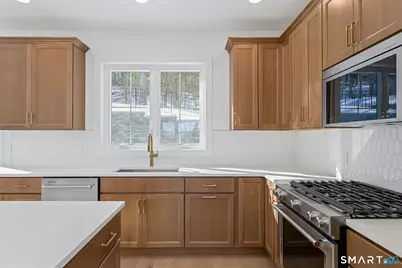 27 Bramble Way, Brookfield, CT 06804 - Photo 7