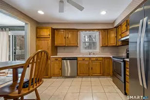 162 Yankee Peddler Path, Madison, CT 06443 - Photo 11