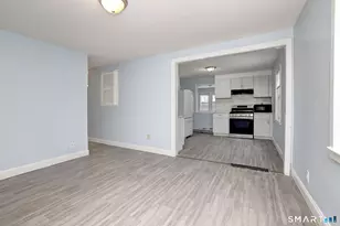 106 Higbie Dr, East Hartford, CT 06108 - Photo 7