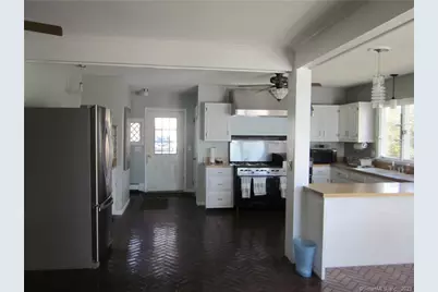 181 Kings Highway, Milford, CT 06460 - Photo 19