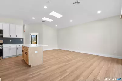 937 Post Road #2A, Fairfield, CT 06824 - Photo 7