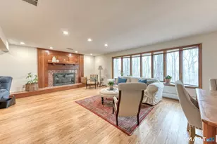 419 Tall Timbers Rd, Glastonbury, CT 06033 - Photo 3