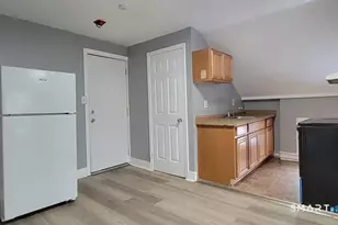 65 Twiss St, Meriden, CT 06450 - Photo 3