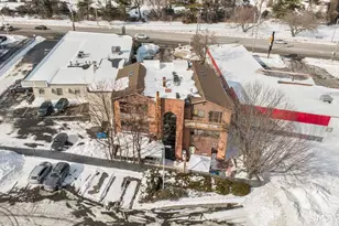 937 Post Rd, Fairfield, CT 06824 - Photo 35