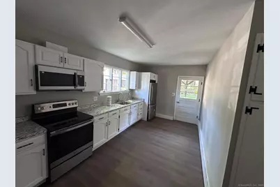 10 Fleming Street, Waterbury, CT 06710 - Photo 3
