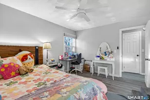 57 Hibiscus St, Fairfield, CT 06825 - Photo 19