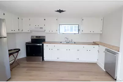 9 John Street, Winchester, CT 06098 - Photo 11