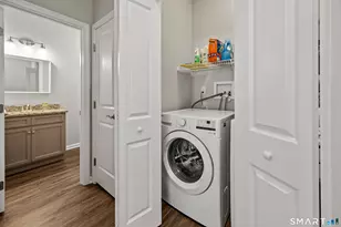 40 Lombard Cir, North Haven, CT 06473 - Photo 17