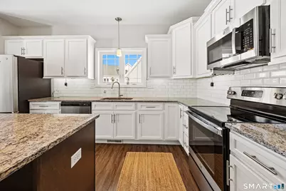 40 Lombard Circle #40, North Haven, CT 06473 - Photo 3