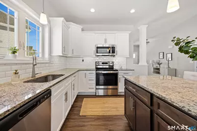 40 Lombard Circle #40, North Haven, CT 06473 - Photo 5